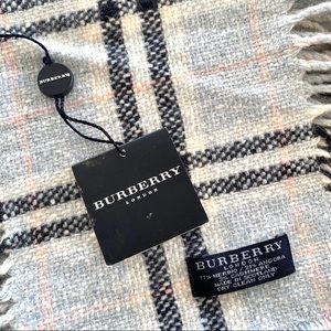 Rare! Genuine Burberry Tartan Plaid Fringe Scarf!